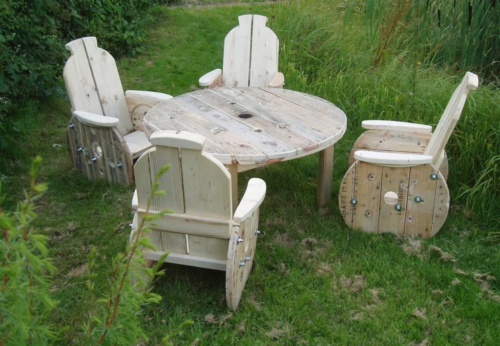 Beautiful Diy Garden Furniture Ellys Diy Blog