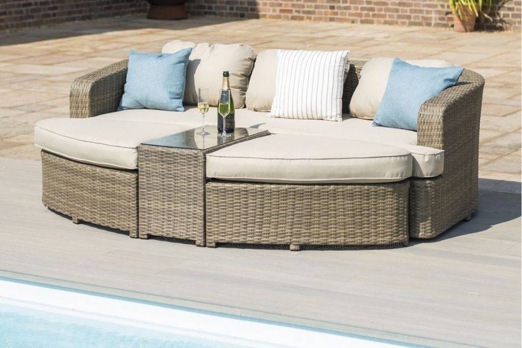 Maze Rattan Peach