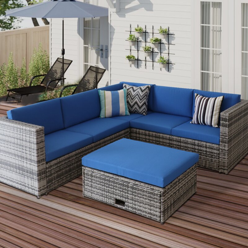 Natural And Traditional Indoor Wicker Furniture