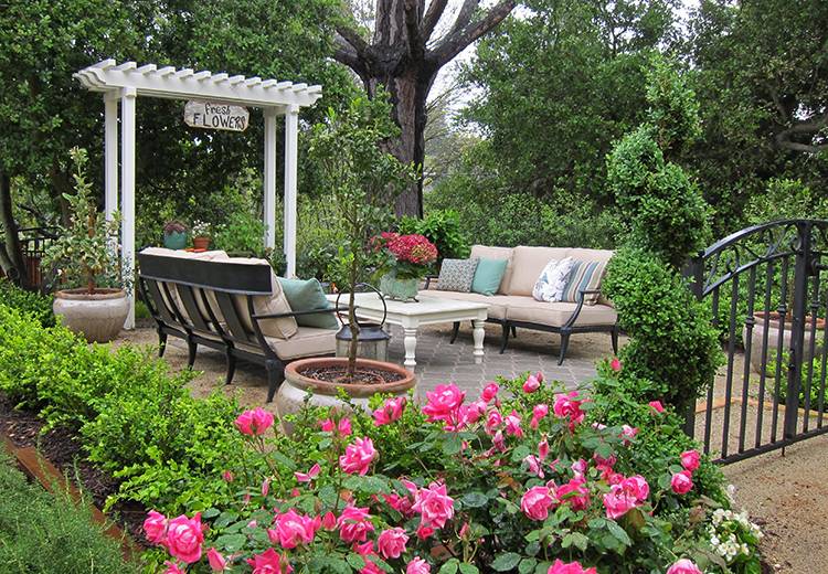 Signature Project Reclaimed French Garden