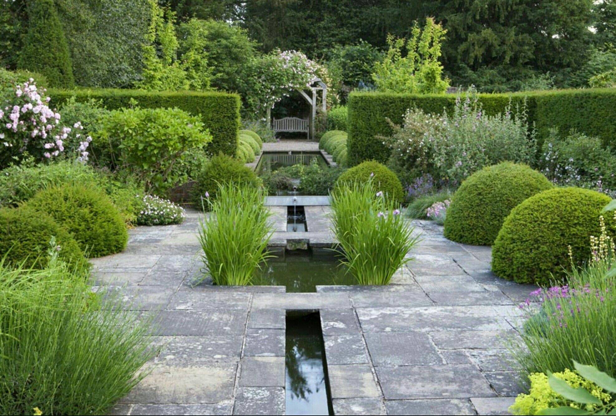 Inspirational And Creative Diy Yard Decorating Ideas