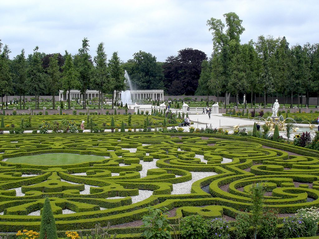 Backyard Landscaping Designs