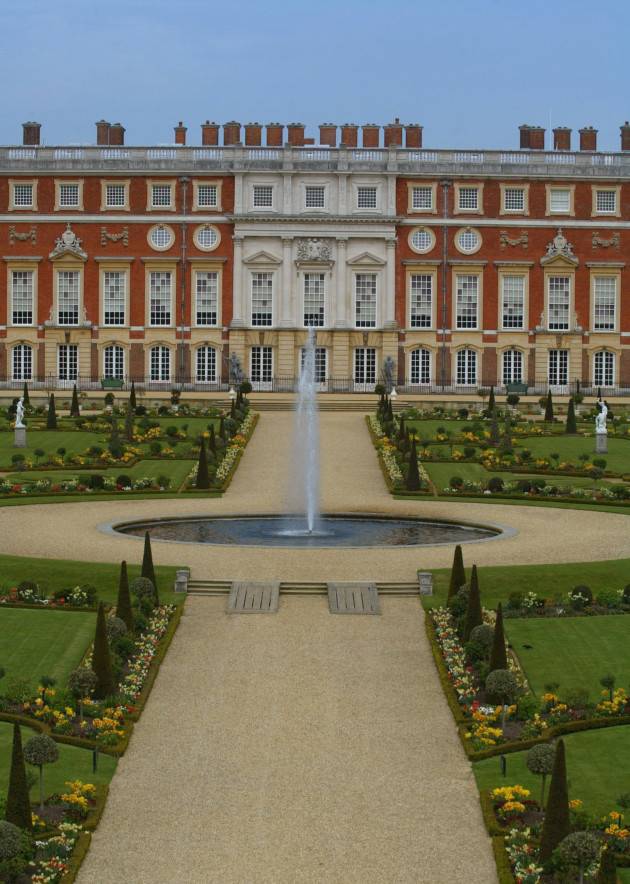 Hampton Court Palaces Royal Gardens