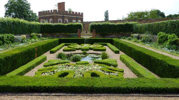 The Palace Gardens