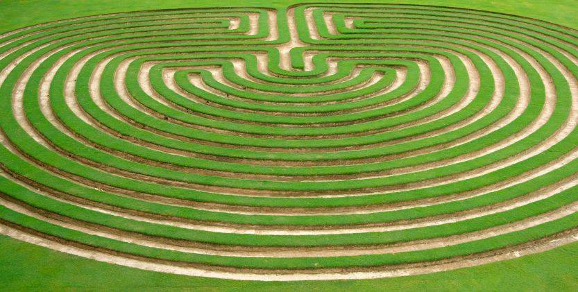 Mindboggling Hedge Maze Garden Labyrinth Designs