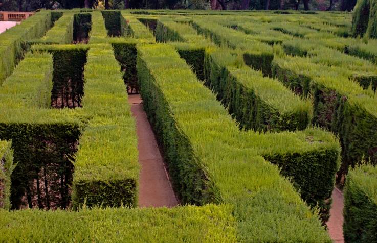 Mindboggling Hedge Maze Garden Labyrinth Designs