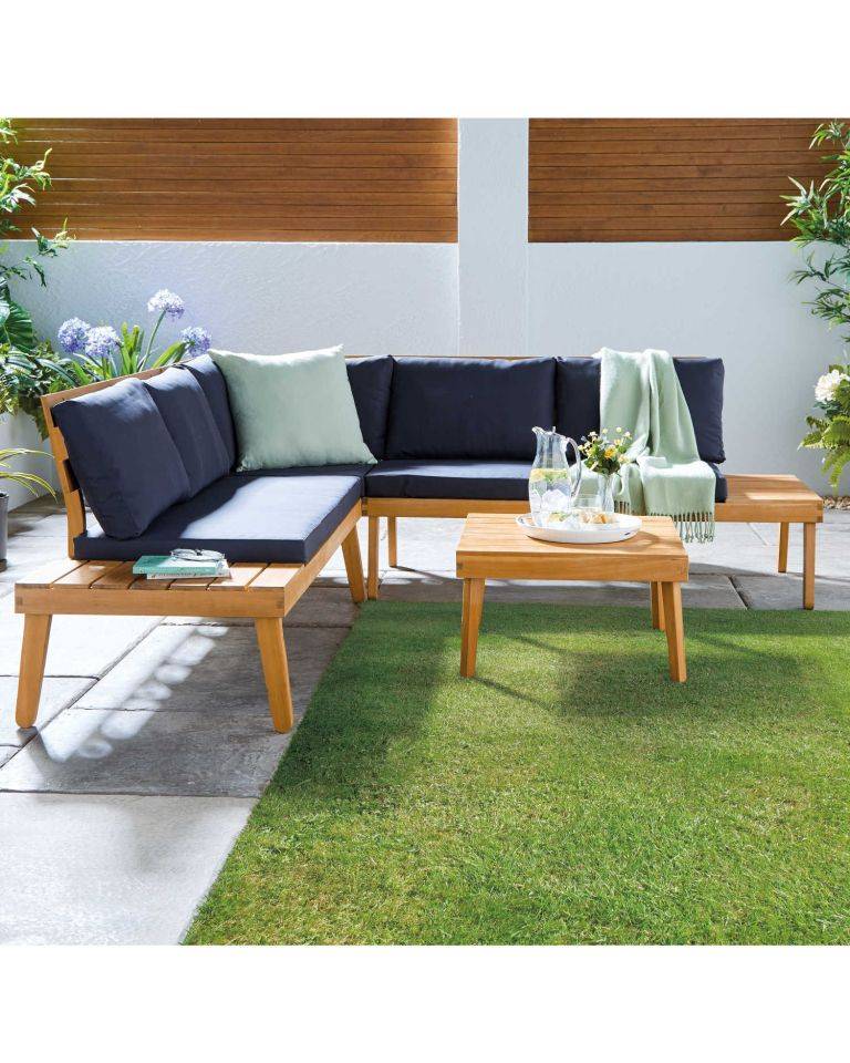 This Aldi Garden Furniture Range