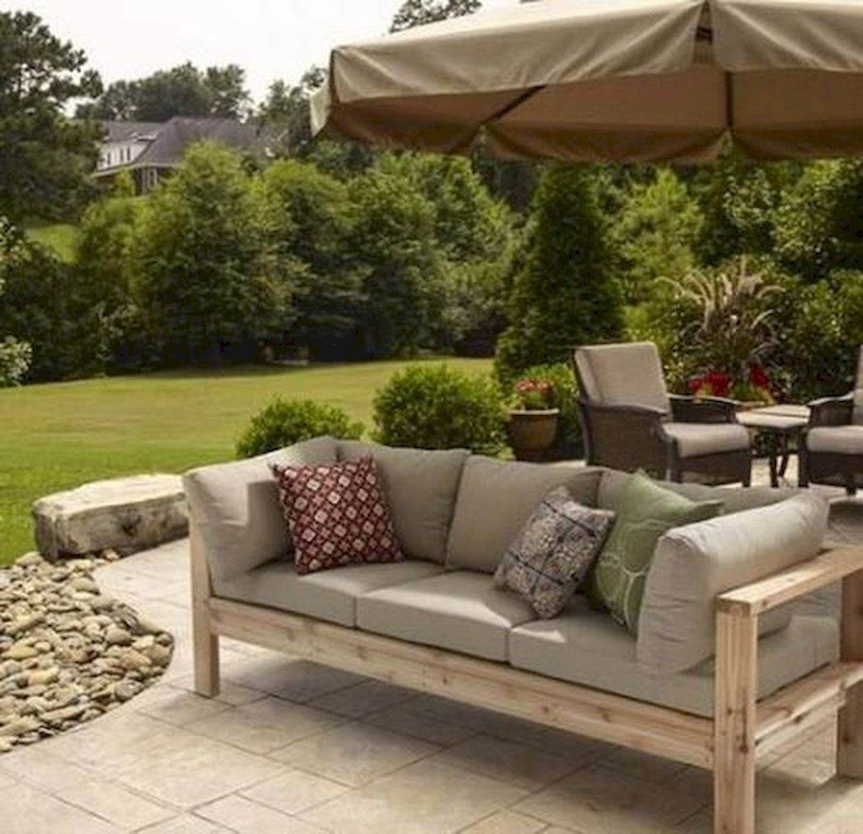 Easy And Cheap Diy Outdoor Couch Ideas