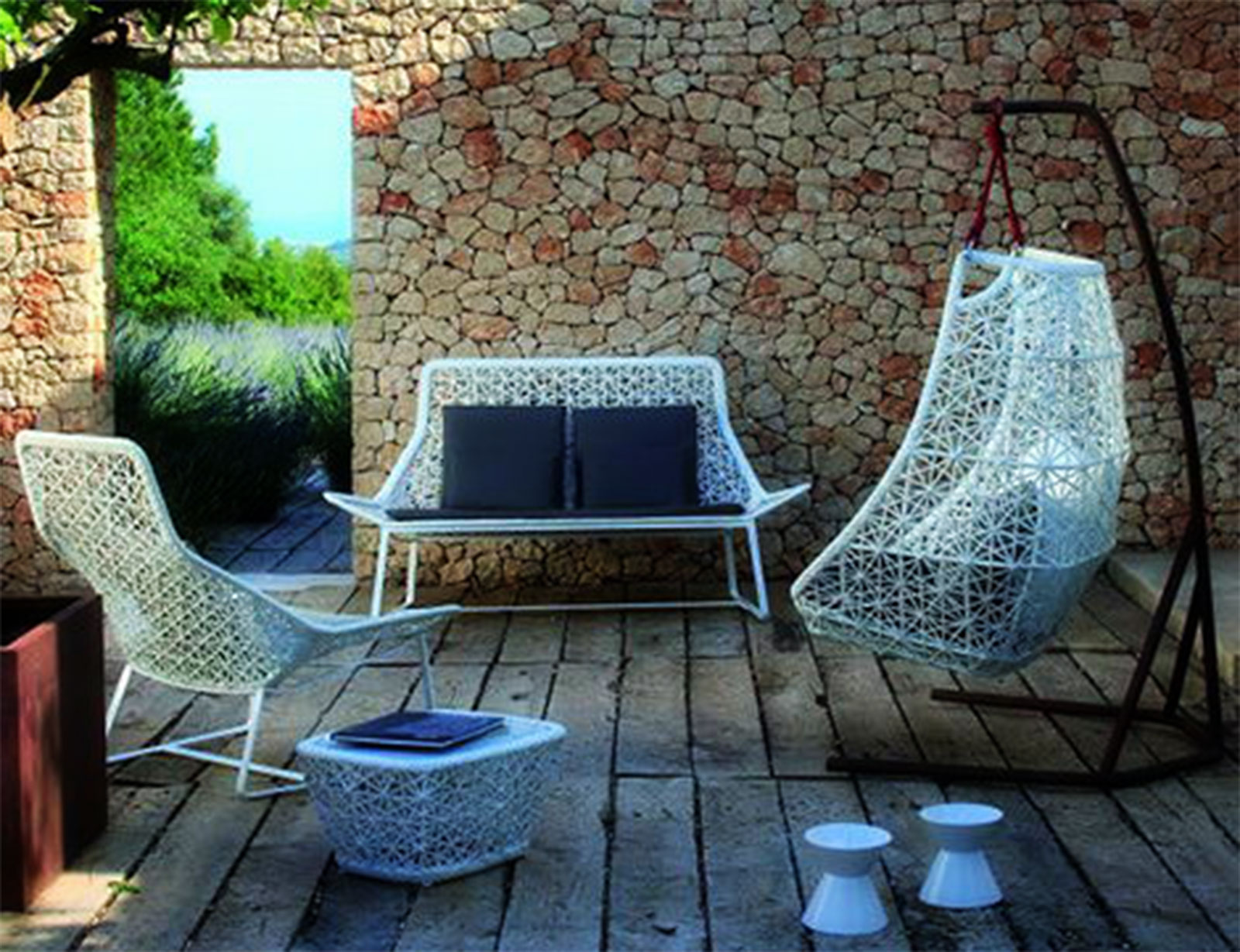 20 Quirky Garden Furniture Ideas You Cannot Miss | SharonSable