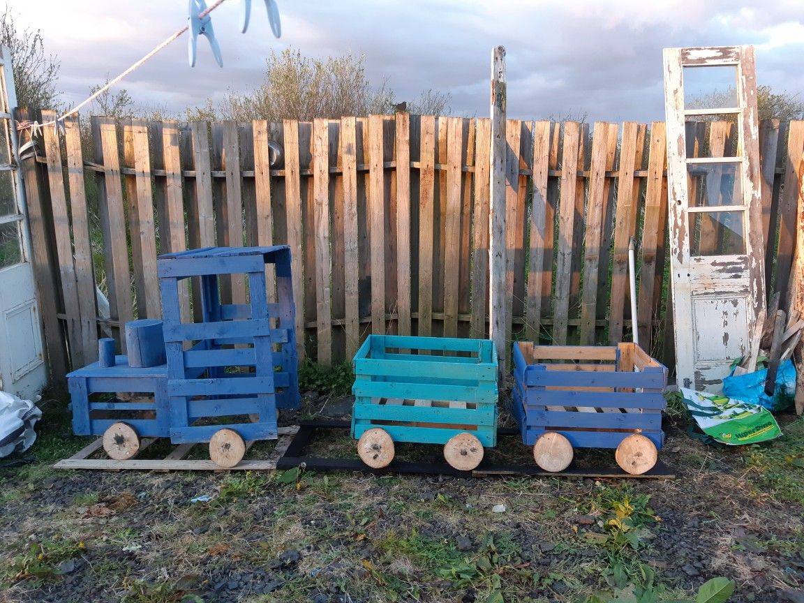 Trains Garden Railroad