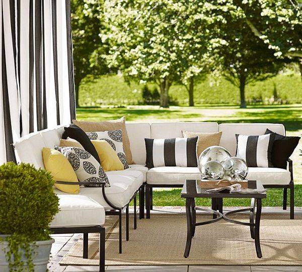White Modern Outdoor Furniture Ideas