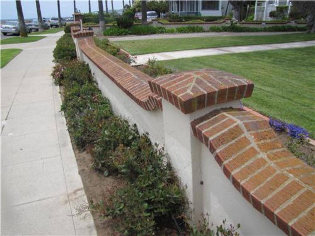 Stucco Retaining Wall Google Search