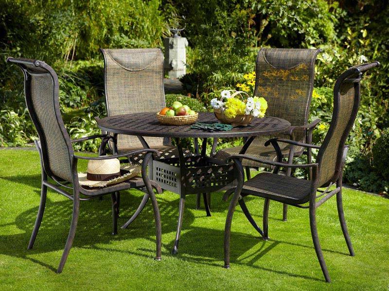 Spray Paint Rod Iron Yard Furniture