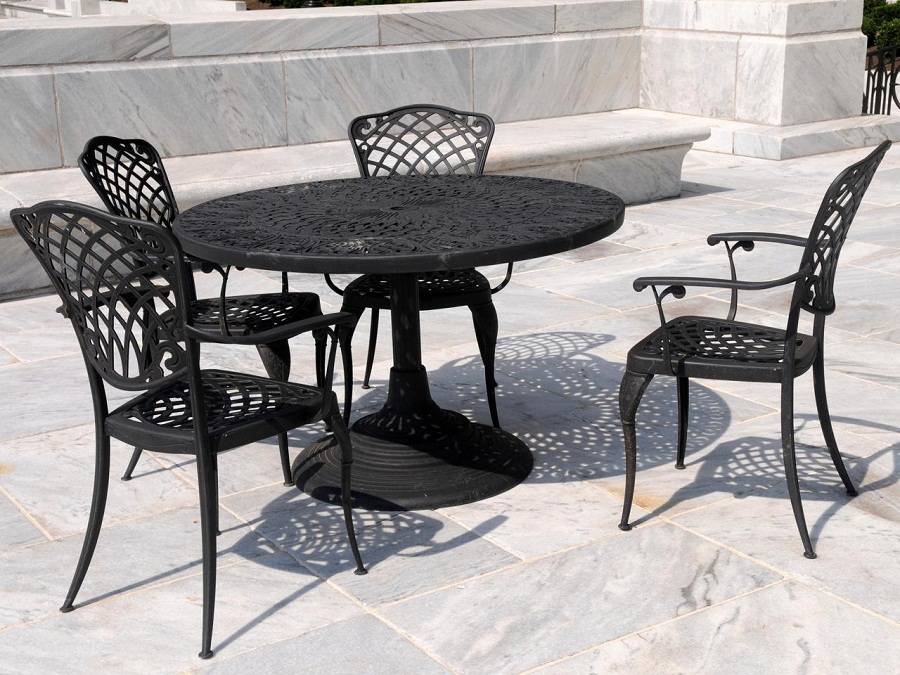 Cast Iron Garden Furniture Table And Chairs