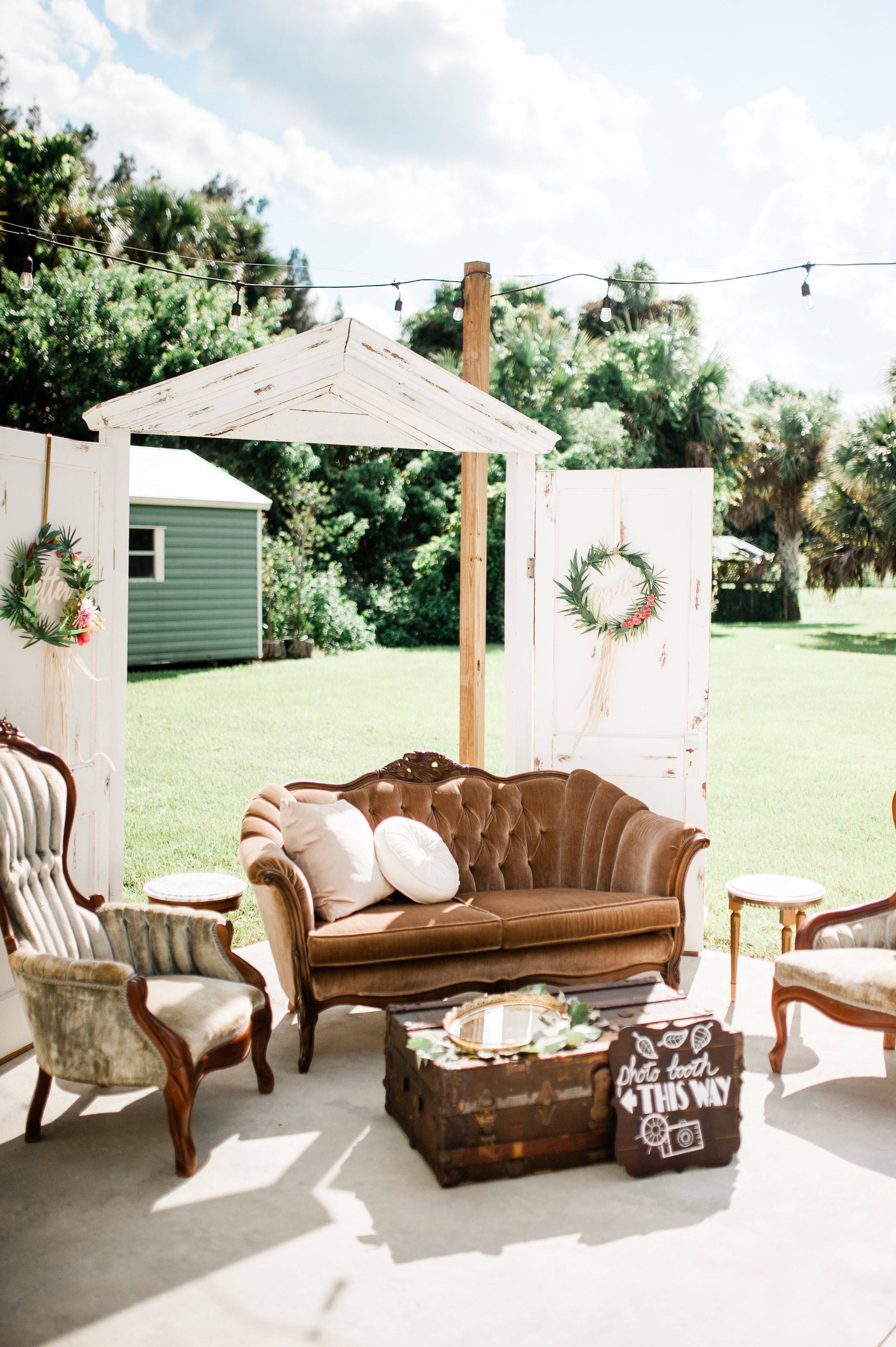 Cedar Outdoor Loveseat