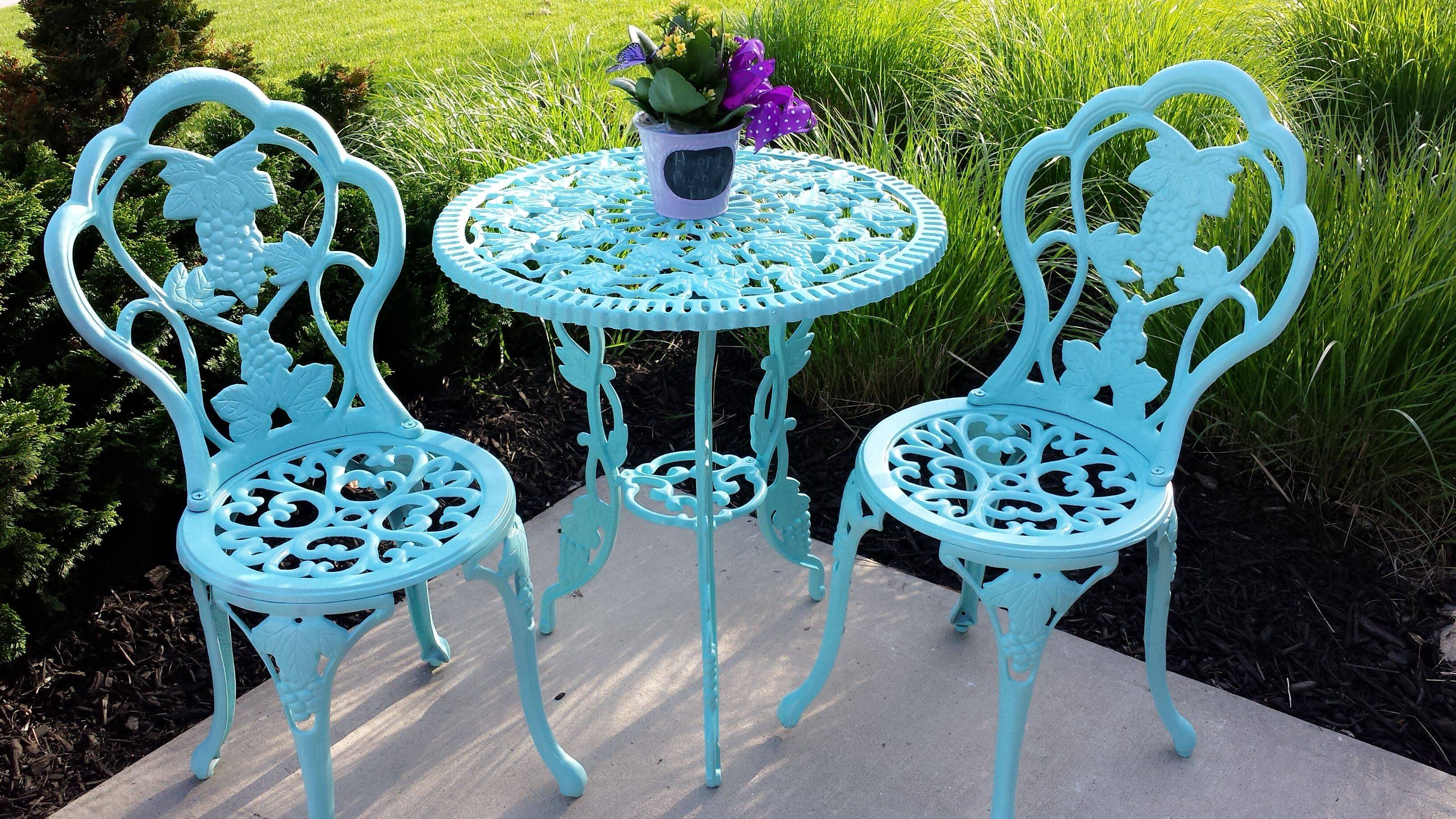 Wrought Iron Patio Furniture Makeover