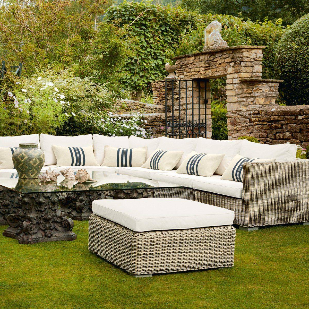 Modern Outdoor Furniture Ideas