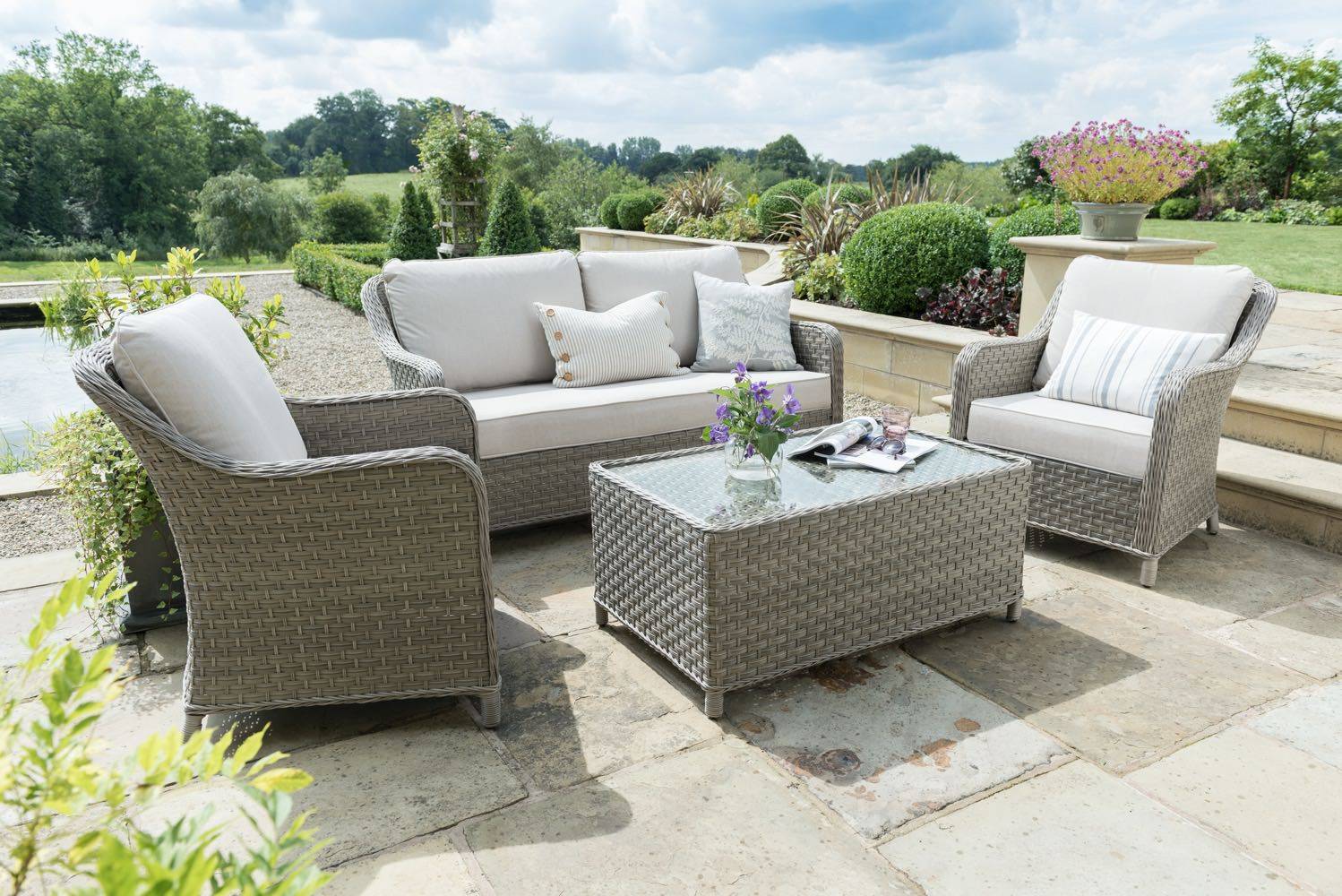 Luccombe Outdoor Set Luxury Garden Furniture