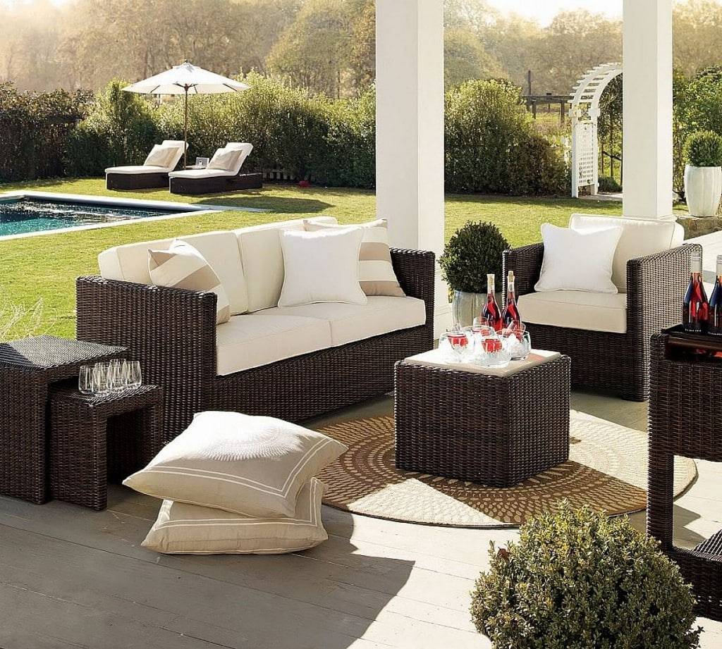 Stylish But Simple Small Garden Ideas