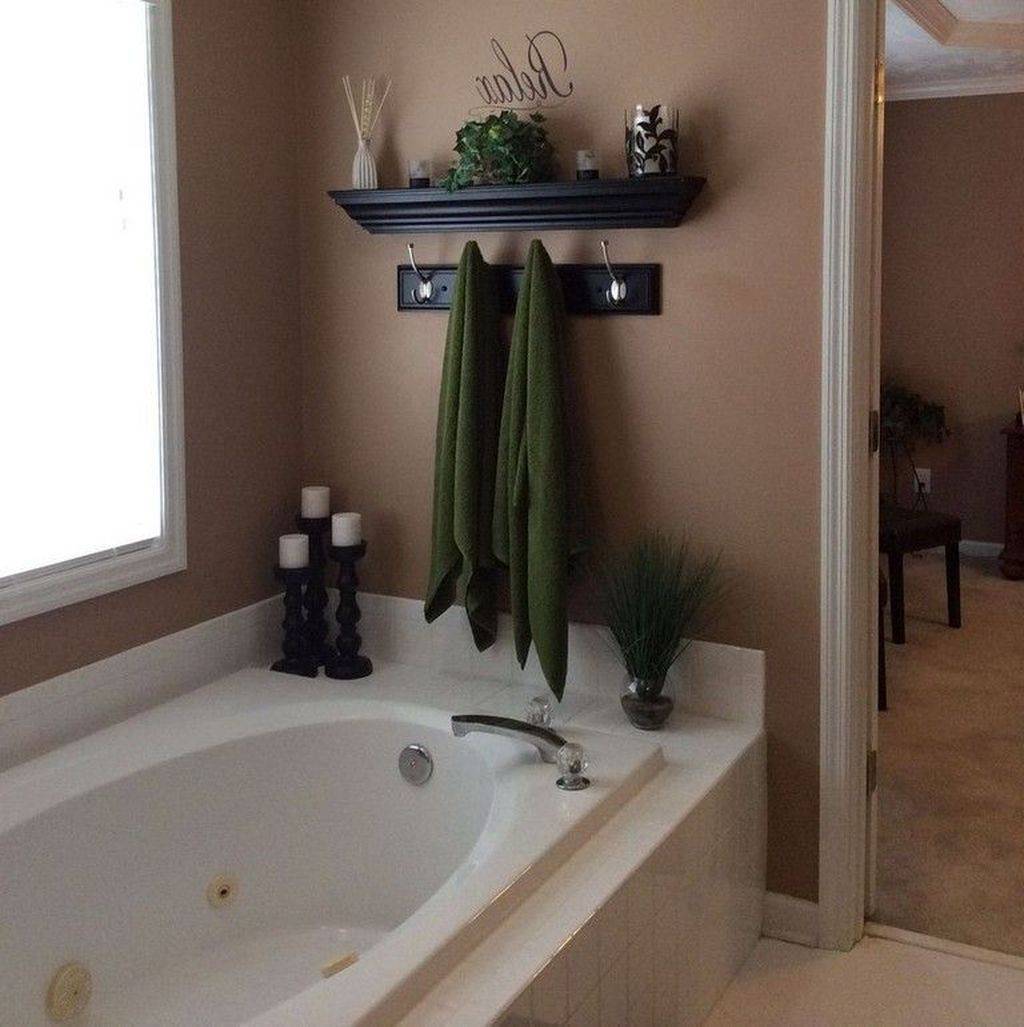 Totally Adorable Garden Tub Decorating Ideas