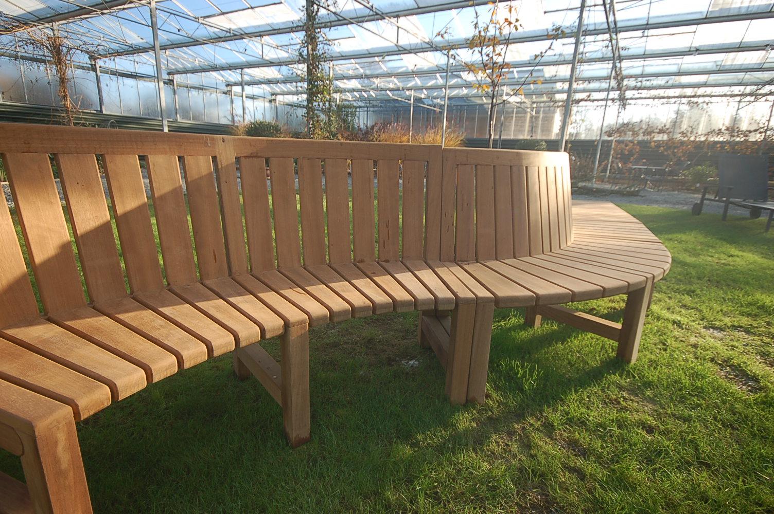Curved Wooden Bench For Garden And Patio Homesfeed