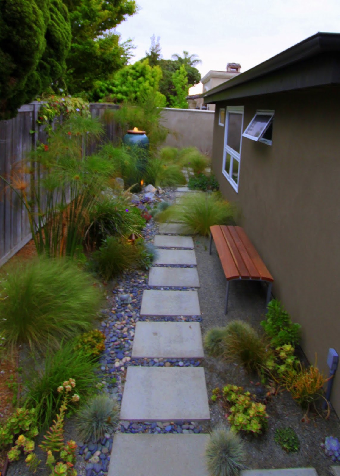 Beautiful Mid Century Landscaping Ideas