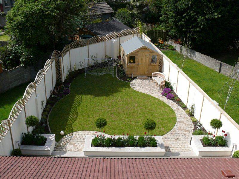 Remarkable Triangular Back Garden Ideas