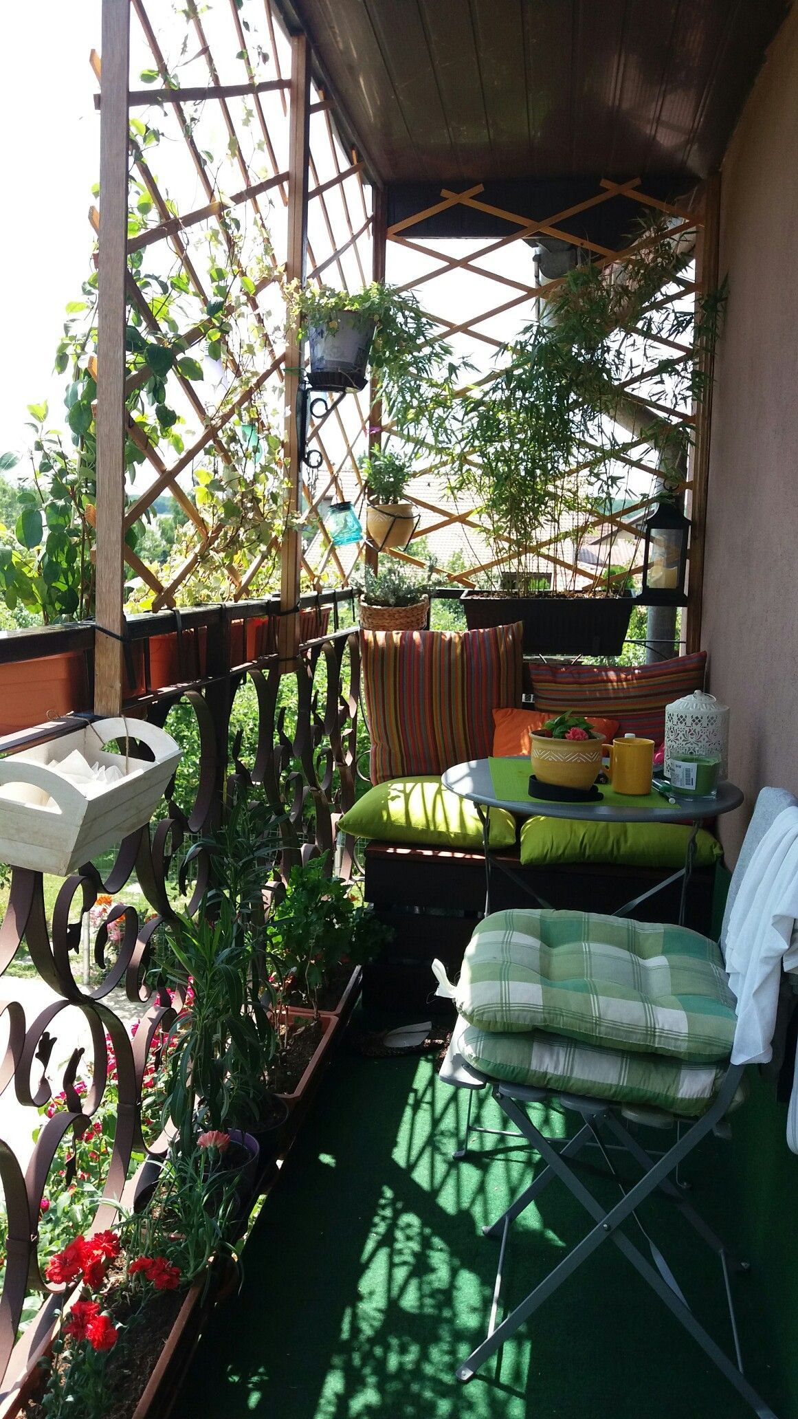 Stunning Apartment Balcony Garden Ideas