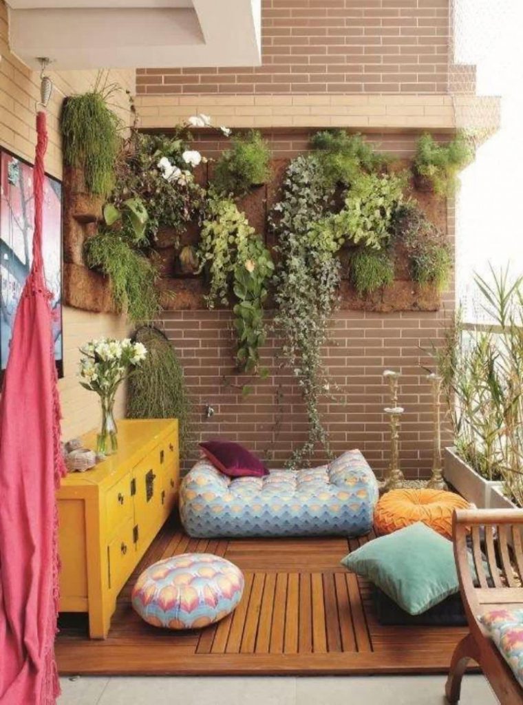 A Lush Balcony Garden Spaceoptimized