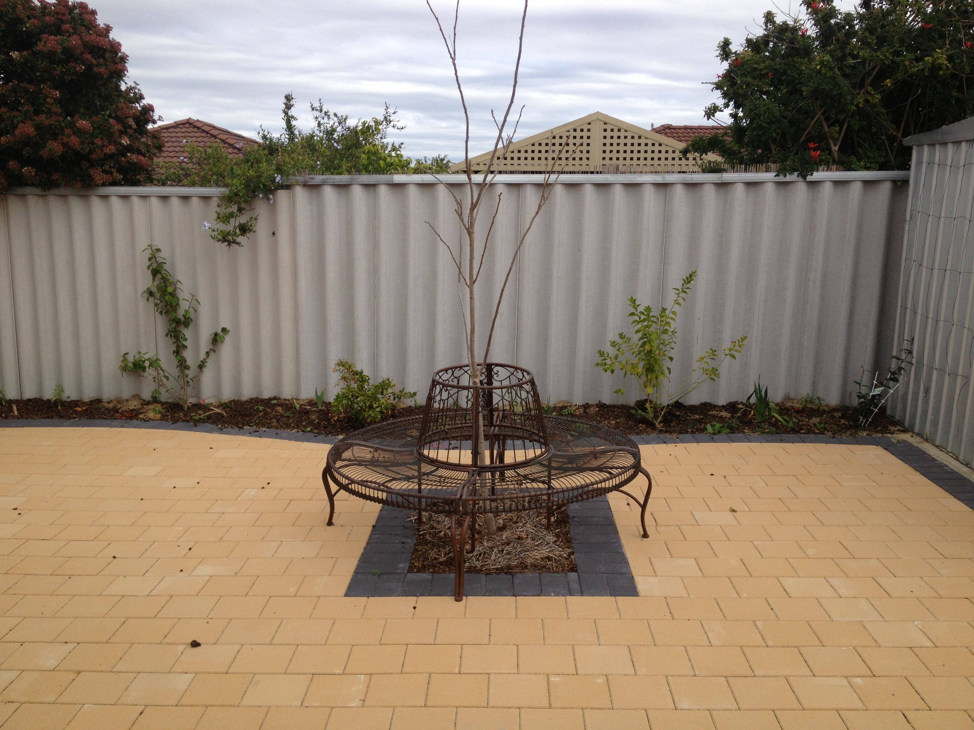 Beautiful Rounded Wooden Bench Ideas