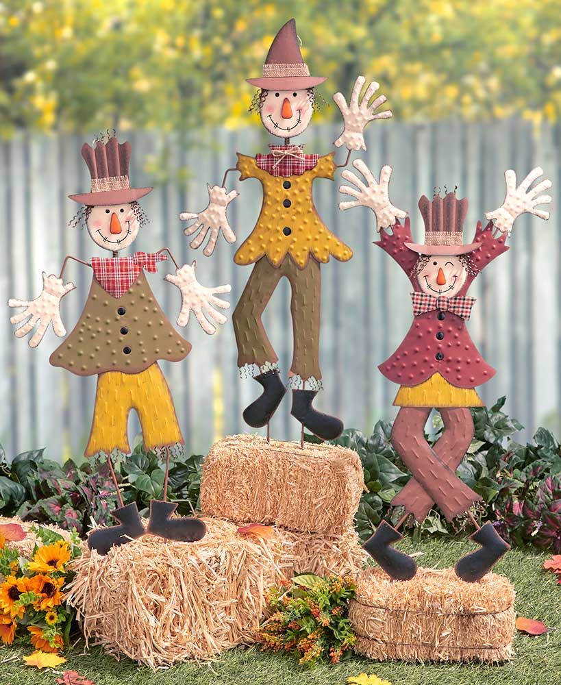 Solar Lighted Metal Star Garden Stake