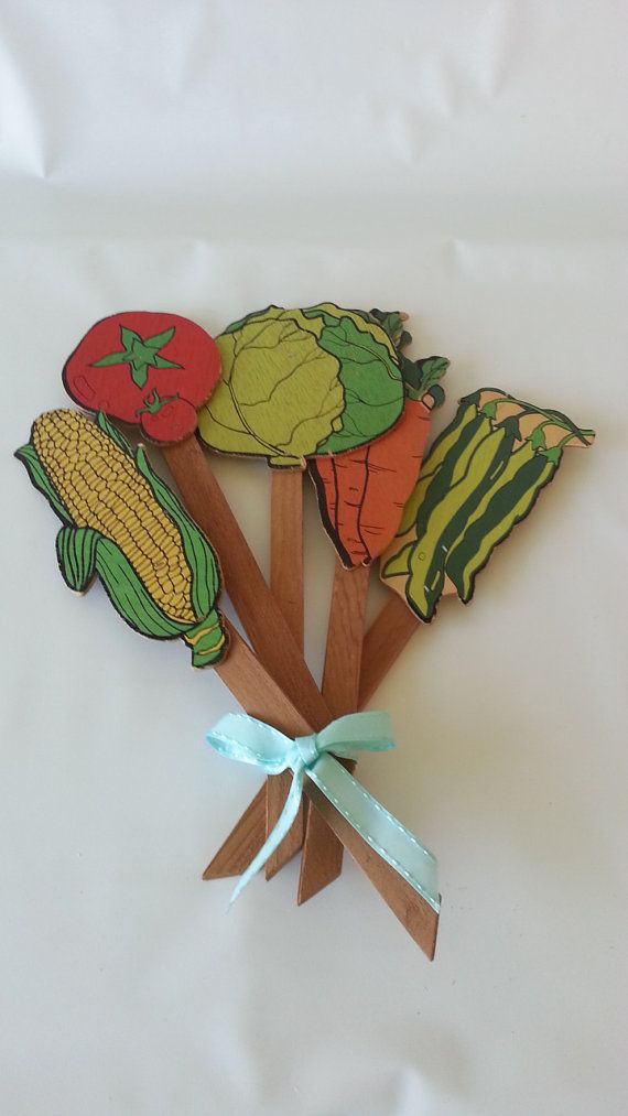 Birdhouse Garden Stakes