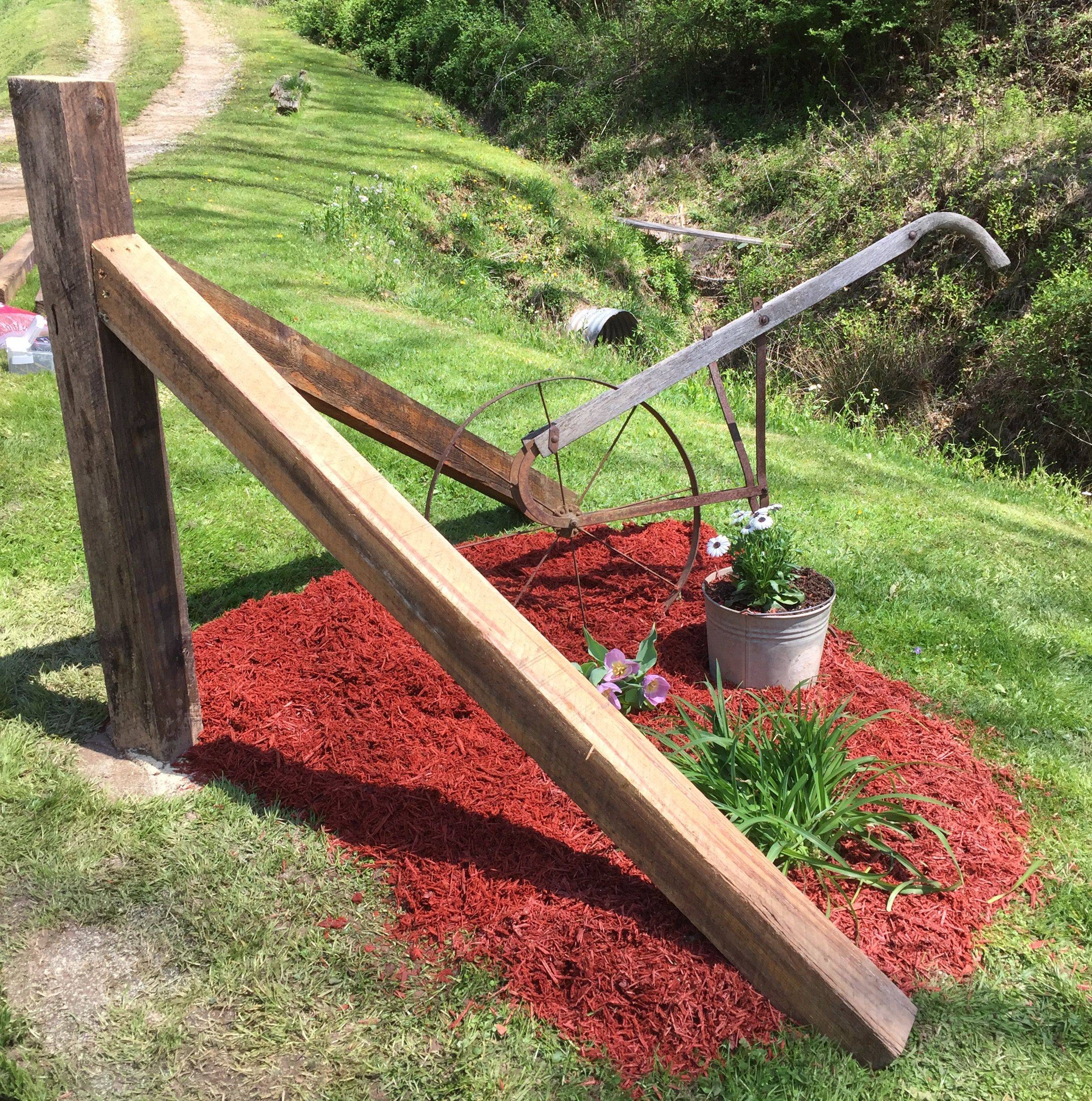 Picket Fence Landscaping
