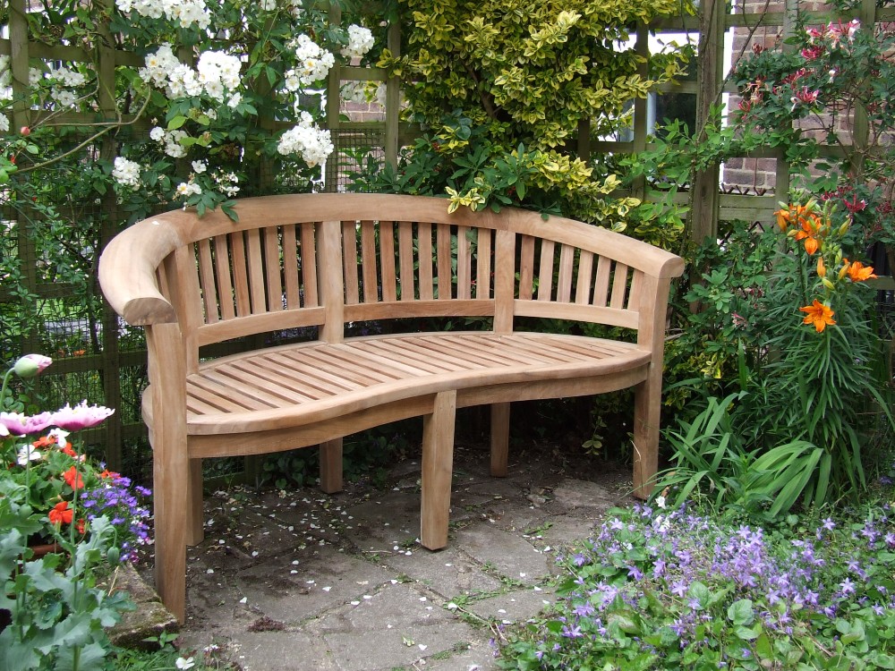 Windermere Curved Bench