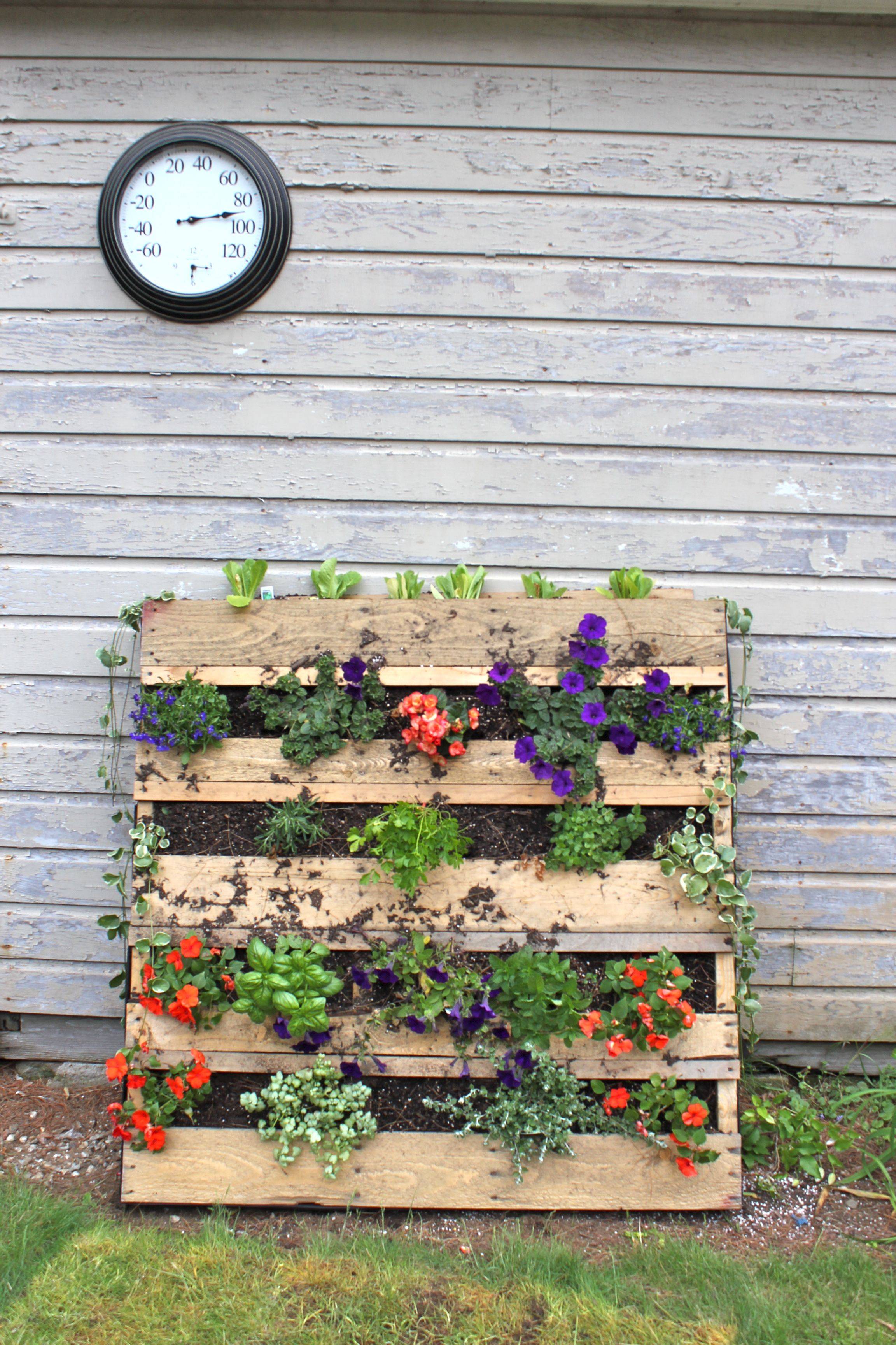 Awesome Pallet Garden Planter Ideas