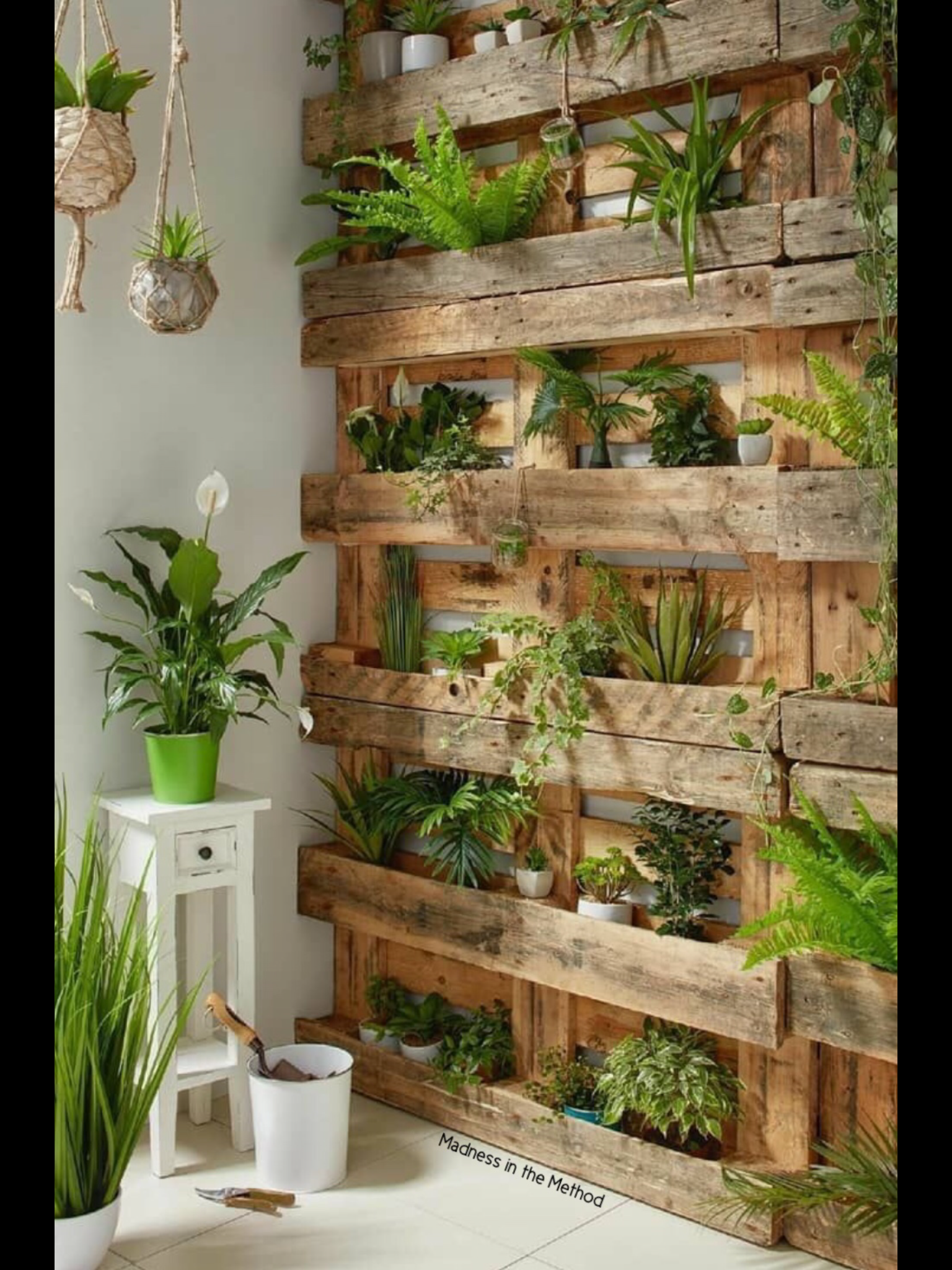 Outstanding Diy Pallet Planter Ideas