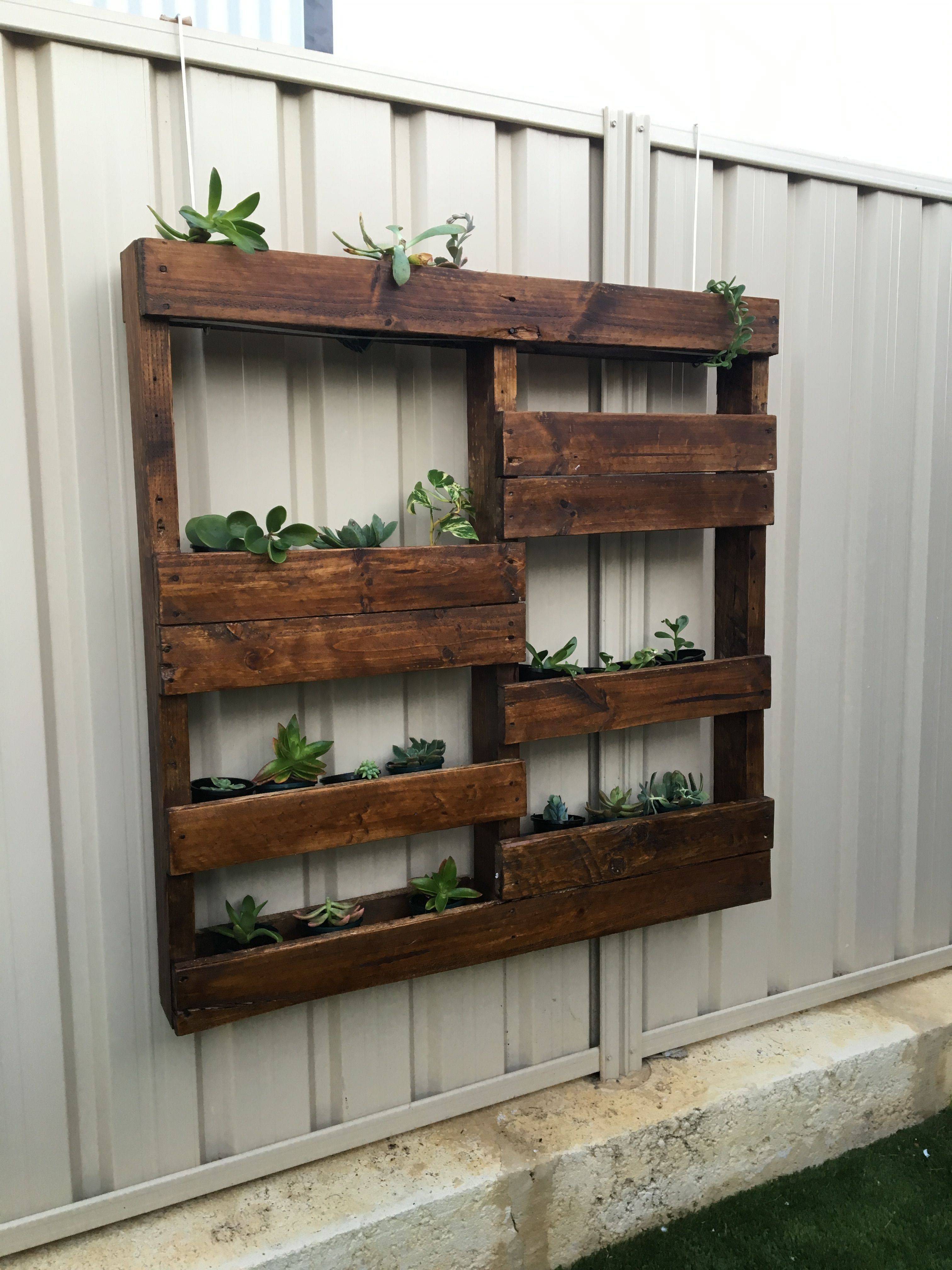 Vertical Pallet Garden Ideas