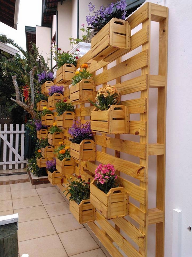 Pallet Wall Herb Garden Pallets