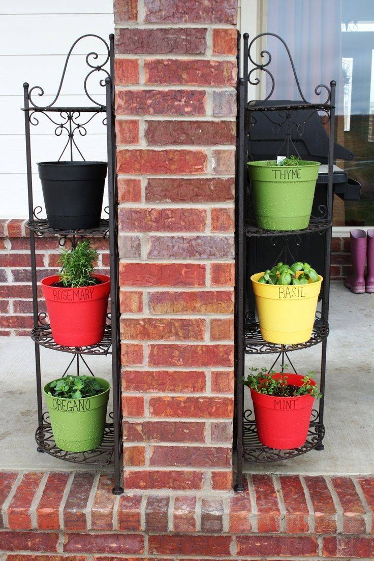 Creative Outdoor Herb Gardens