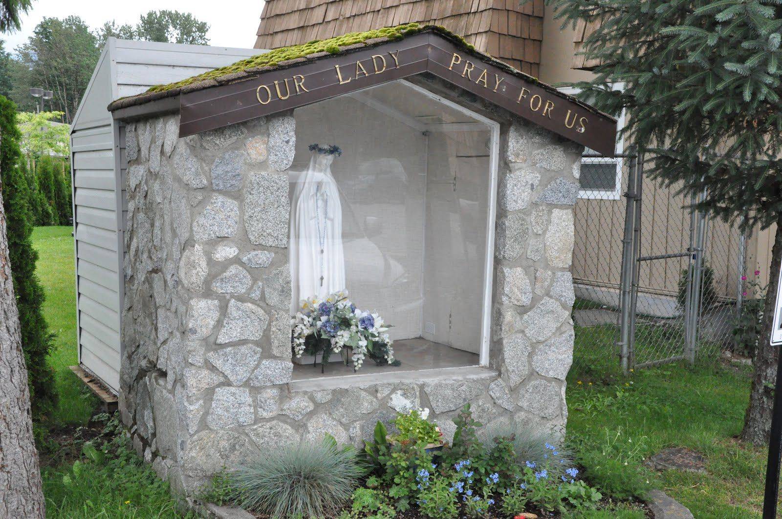 Grotto Mary Garden Ideas