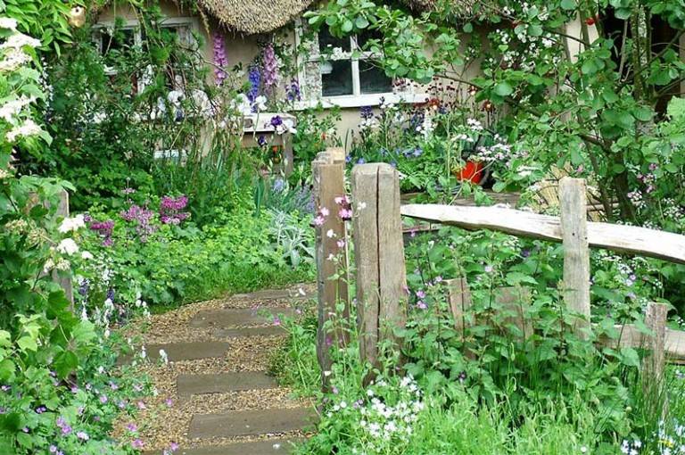 Sloping Garden Design Ideas Quiet Corner