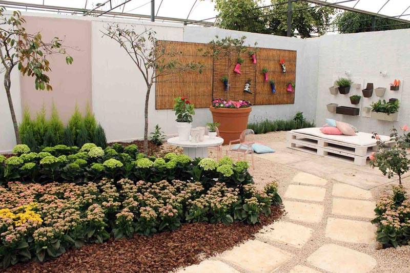 Small Garden Design Ideas Quiet Corner