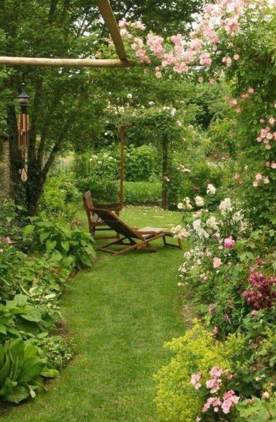 Cute Front House Garden Ideas