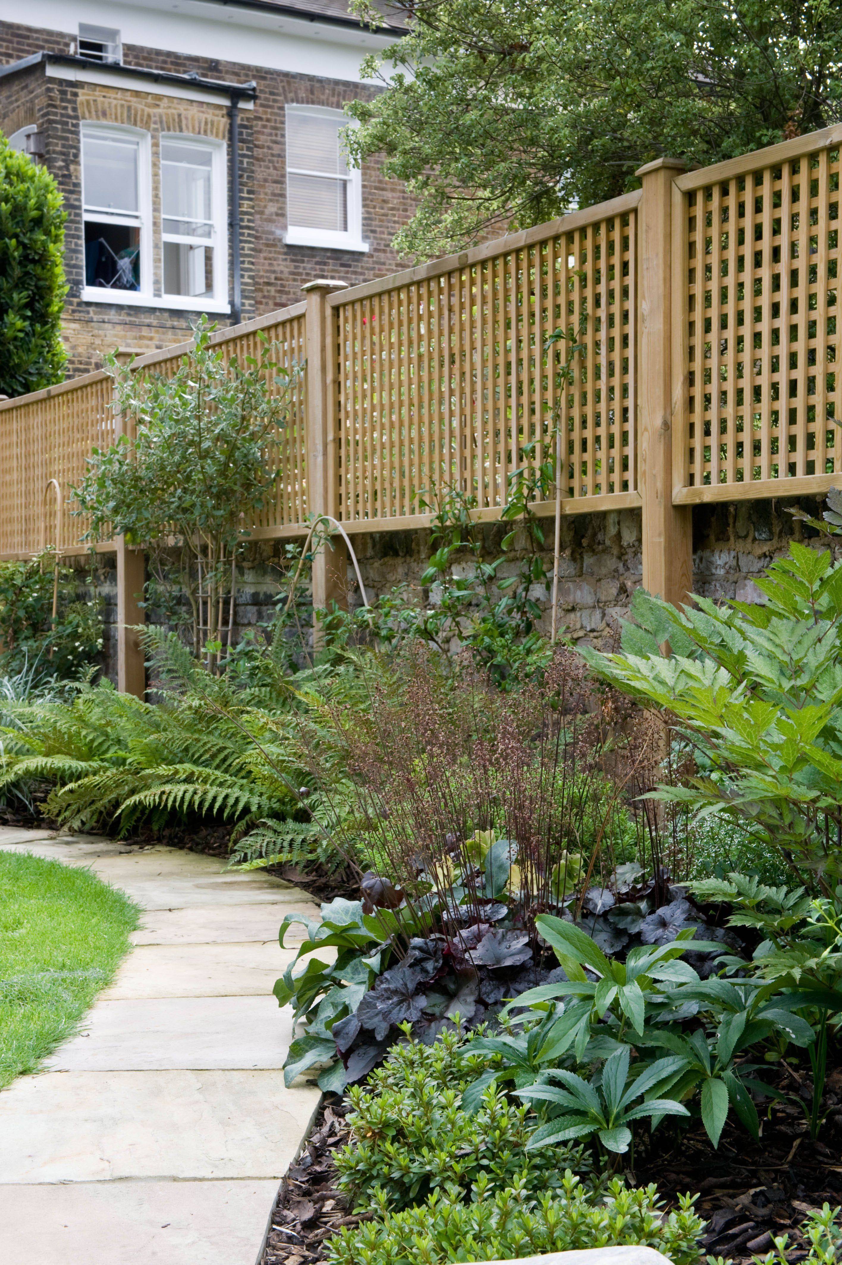 Outdoor Lattice Privacy Screen