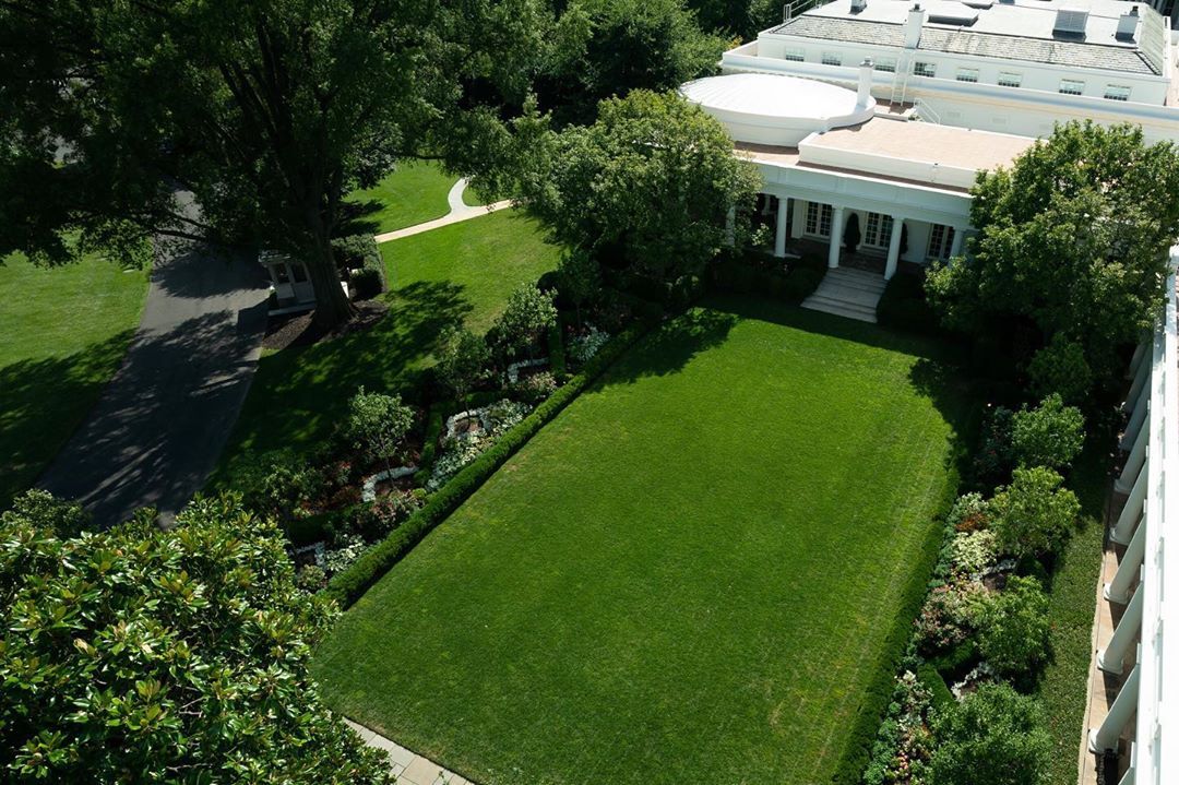 Melania Trumps Revamped Rose Garden
