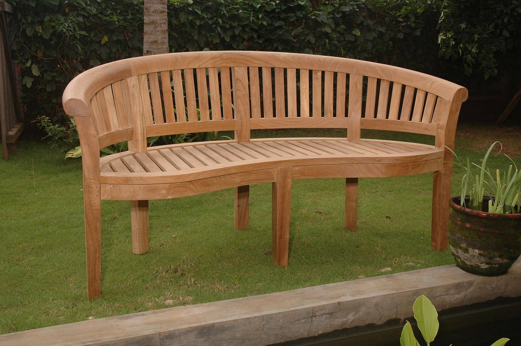 Cool Curved Garden Benches Wooden Design