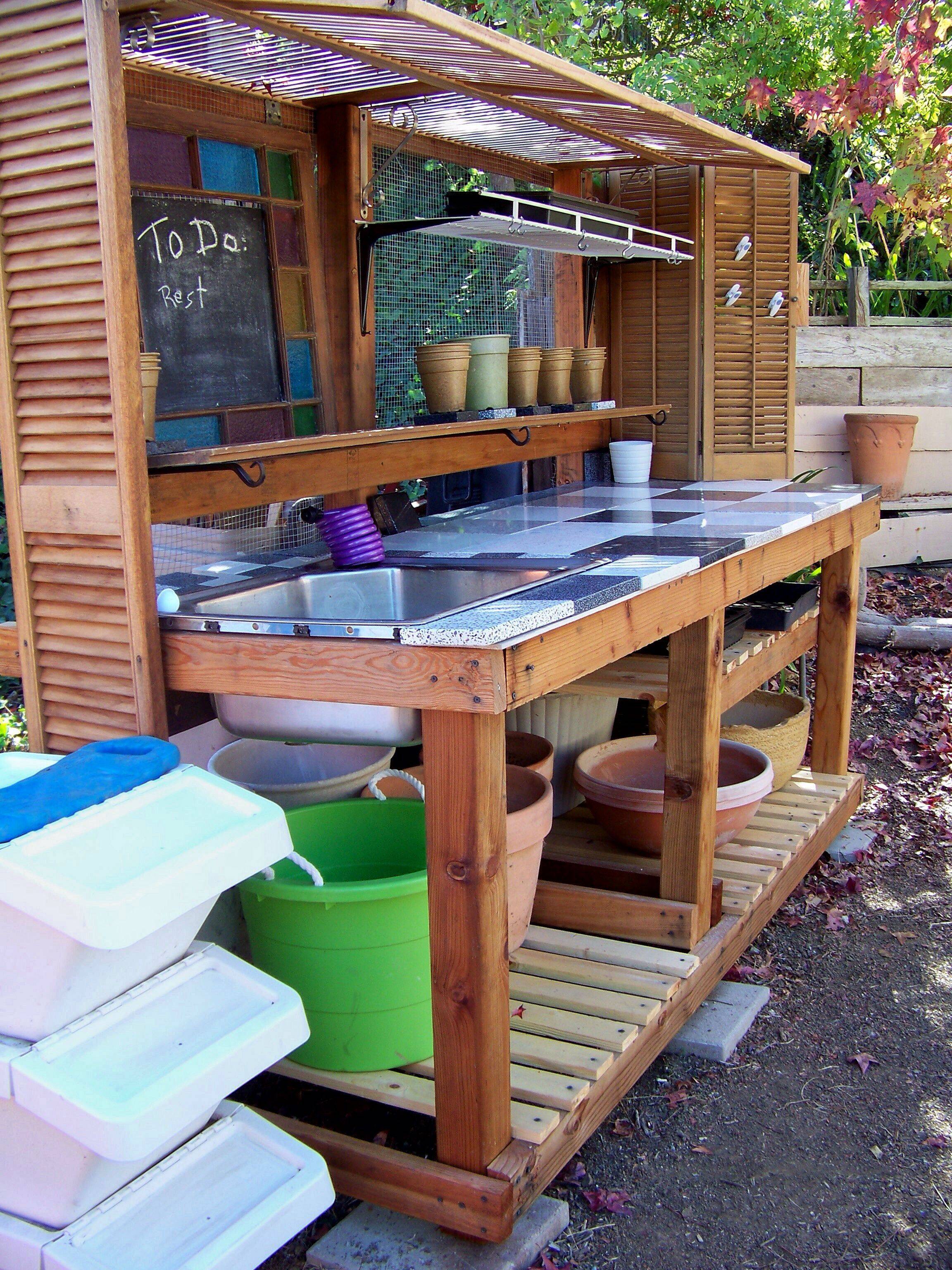 Pallet Potting Bench