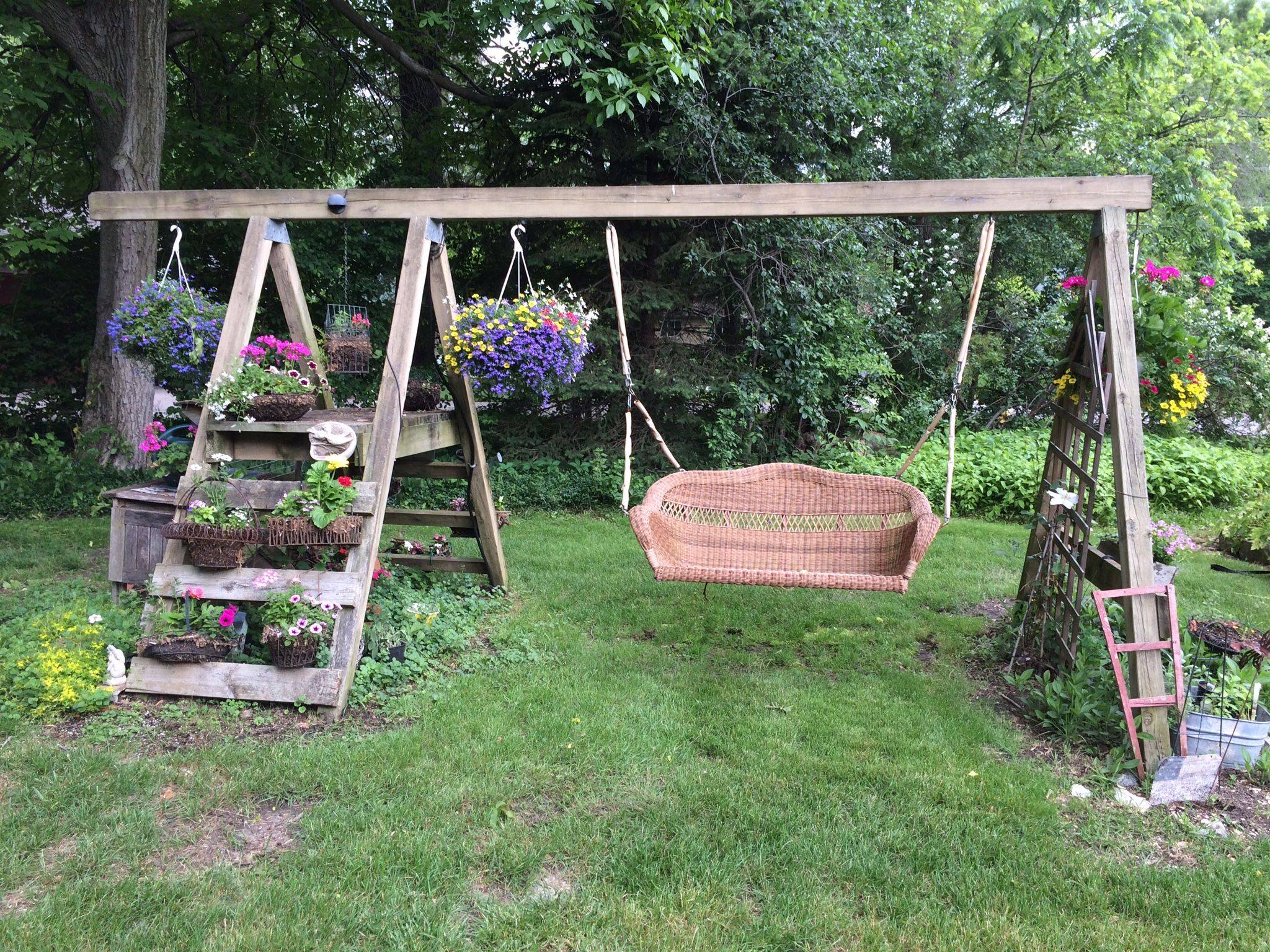 Loon Peak Thayer Cedar Arbor Porch Swing