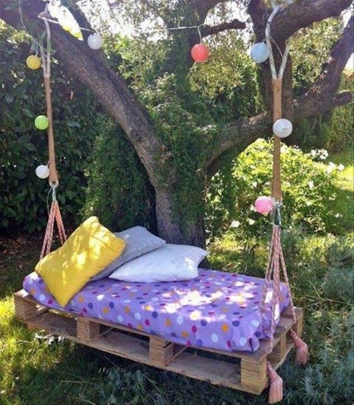 Breathtaking Pallet Swing Projects