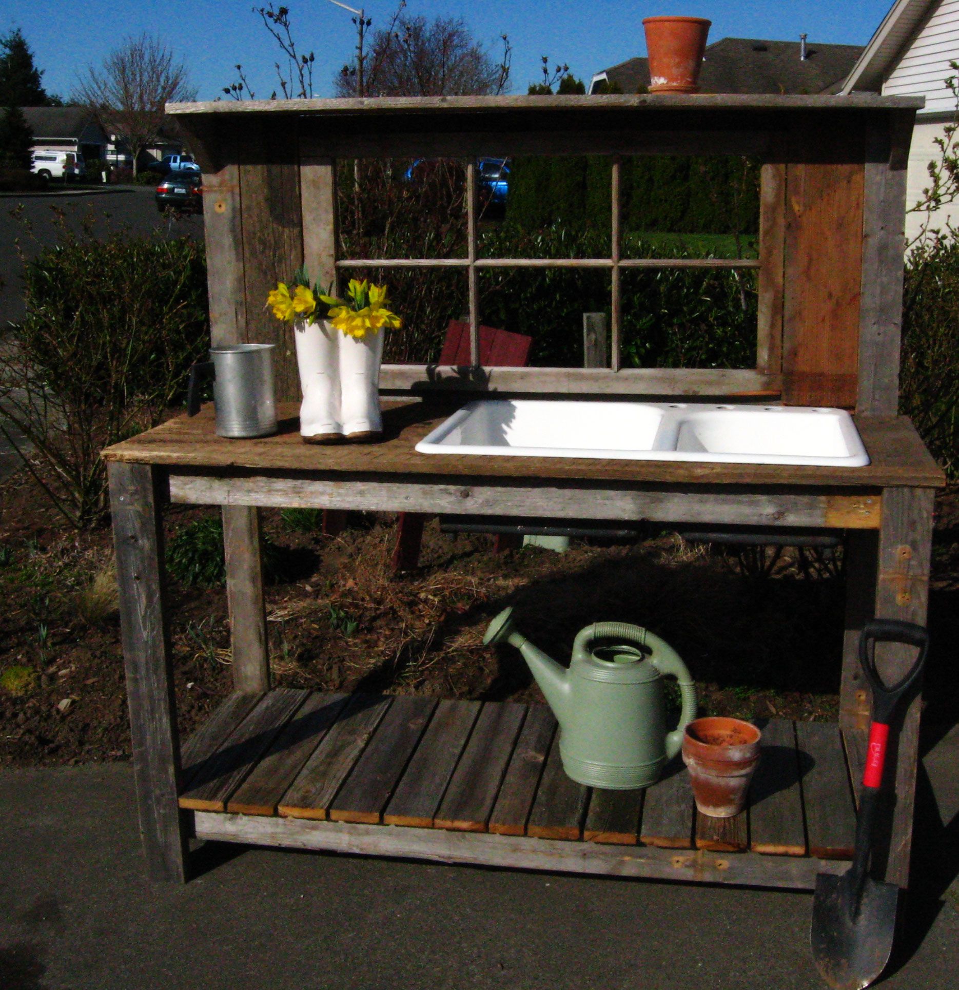 This Rustic Distressed Finish Garden Potting Bench